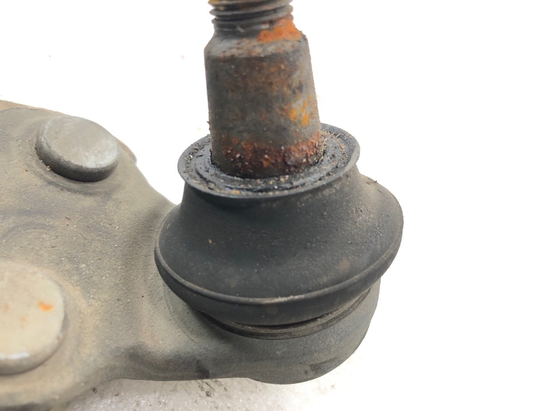 Рычаг передний левый Harrier 2001 MCU15 1MZFE