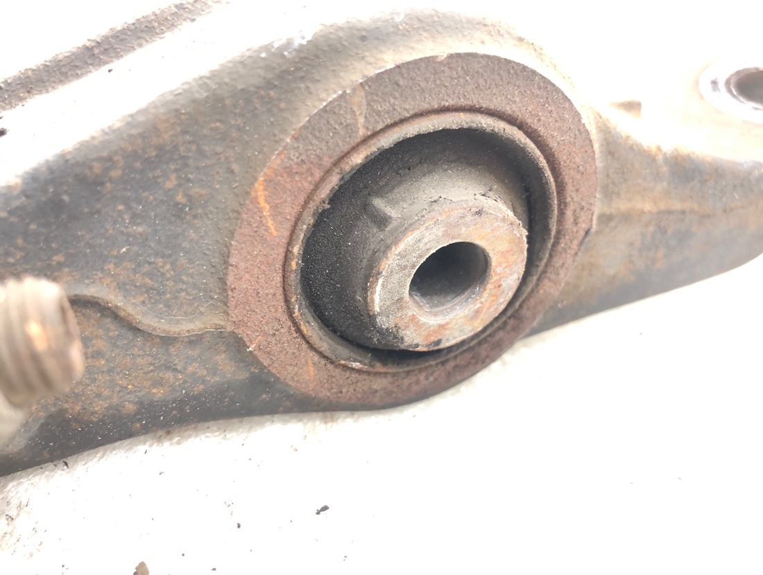 Рычаг передний правый Accord 2004 CL7 K20A Рычаг передний правый Accord 2004 CL7 K20A