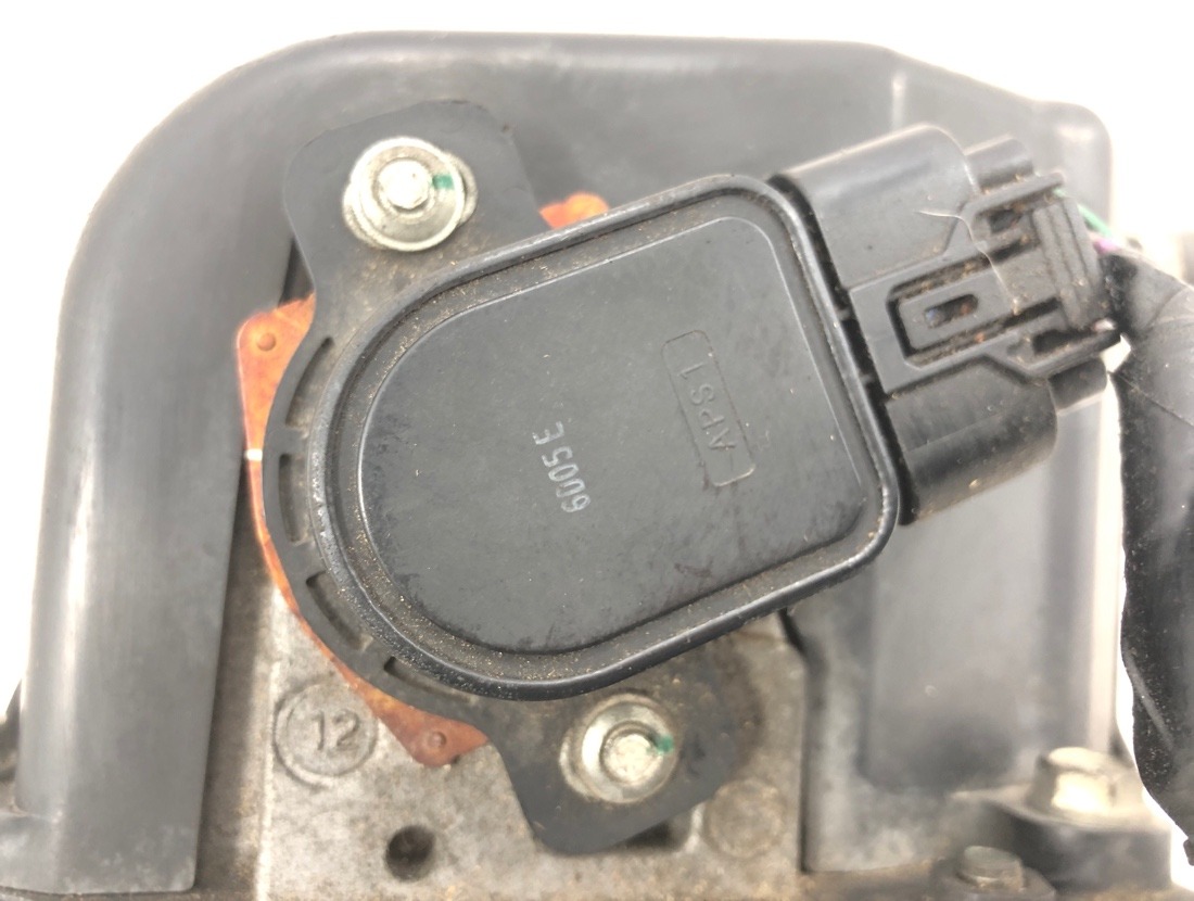 Датчик педали газа Honda CR-V RD6 K24A