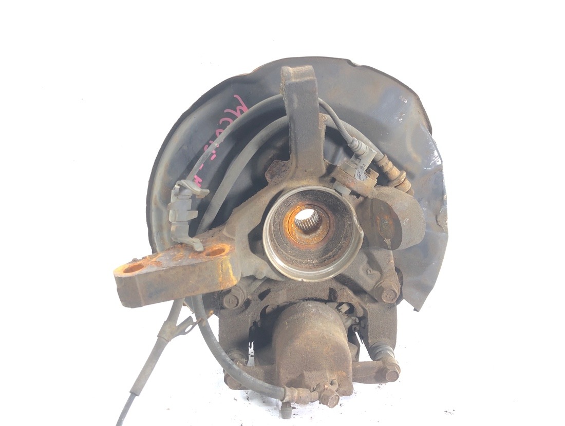 Ступица передняя правая Harrier 2000 MCU15 1MZFE Ступица передняя правая Harrier 2000 MCU15 1MZFE