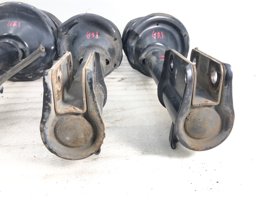 Стойка Forester 2003 SG5 EJ20