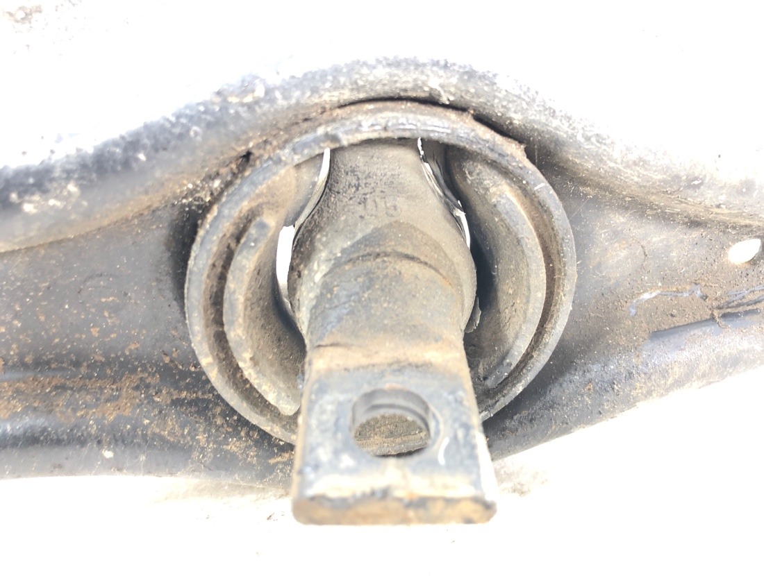 Ступица задняя правая Orthia 1999 EL3 B20B Ступица задняя правая Orthia 1999 EL3 B20B