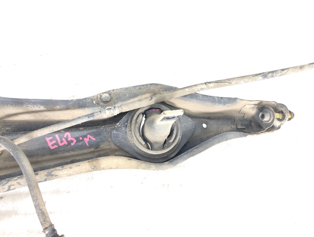 Ступица задняя правая Orthia 1999 EL3 B20B Ступица задняя правая Orthia 1999 EL3 B20B