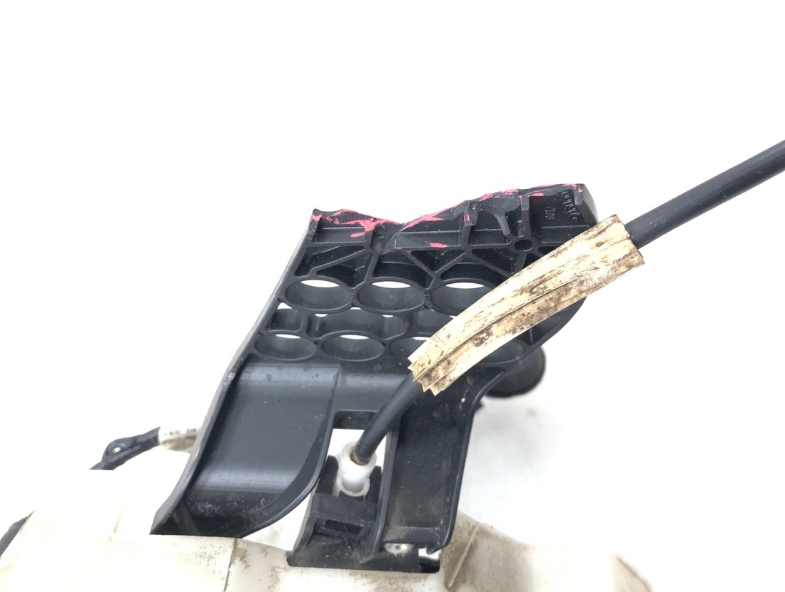 Замок двери передний левый Touareg 2008 7L6 BAR