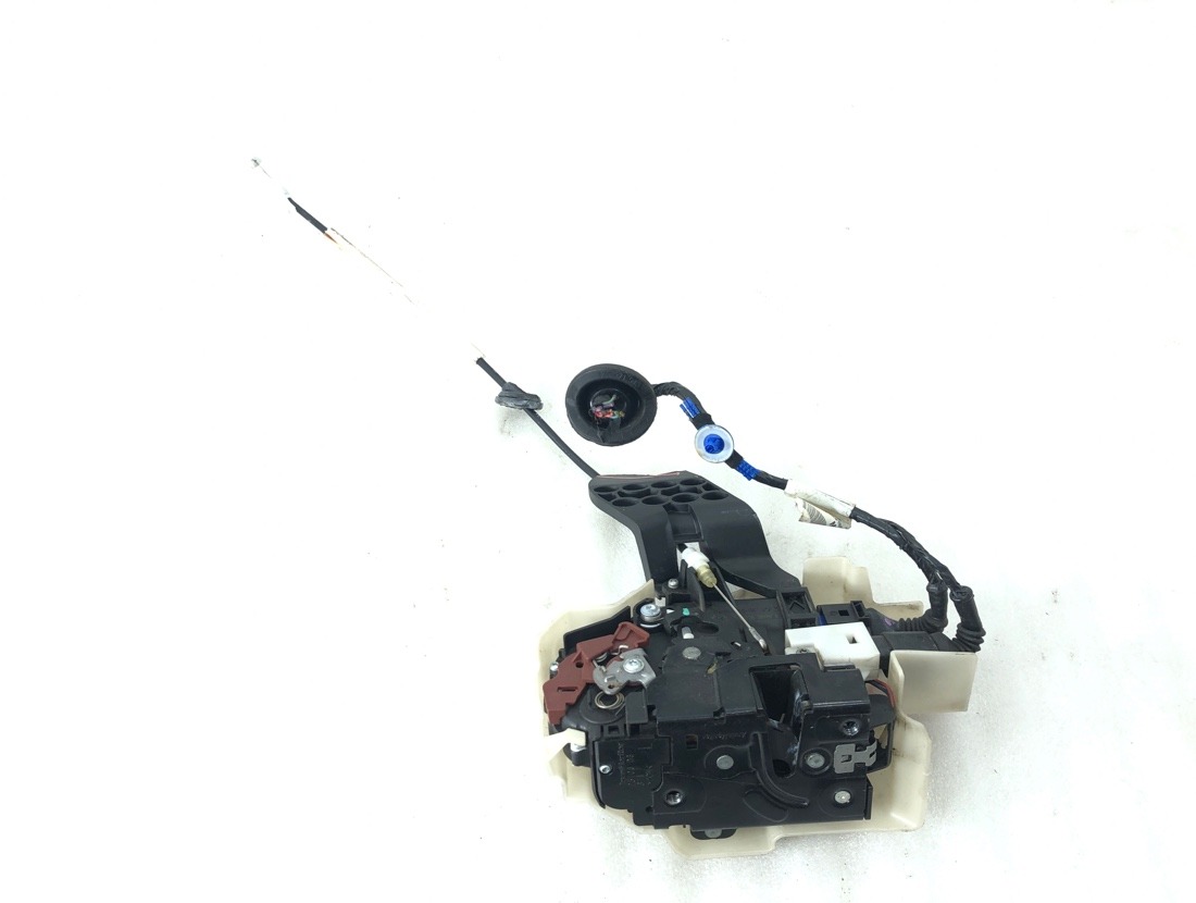 Замок двери передний левый Touareg 2008 7L6 BAR