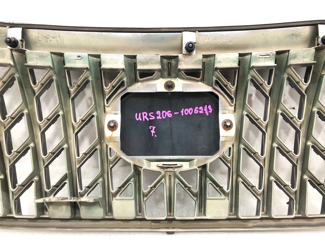 Решетка радиатора Crown Majesta 2010 URS206 1URFSE