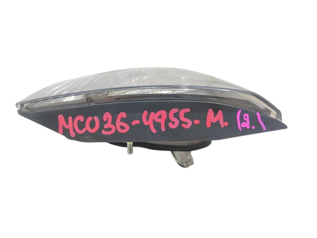 Стоп-сигнал правый Harrier 2004 MCU36 1MZFE