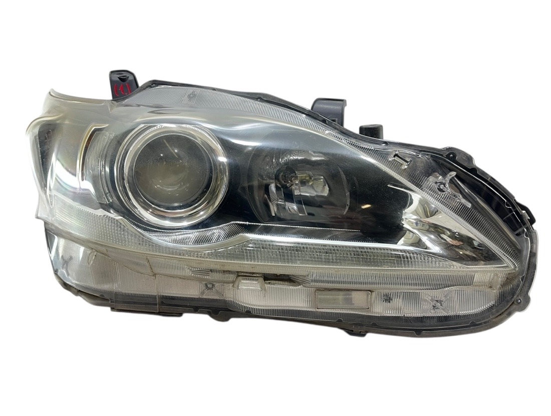 Фара правая CT200H 2012 ZWA10 2ZRFXE