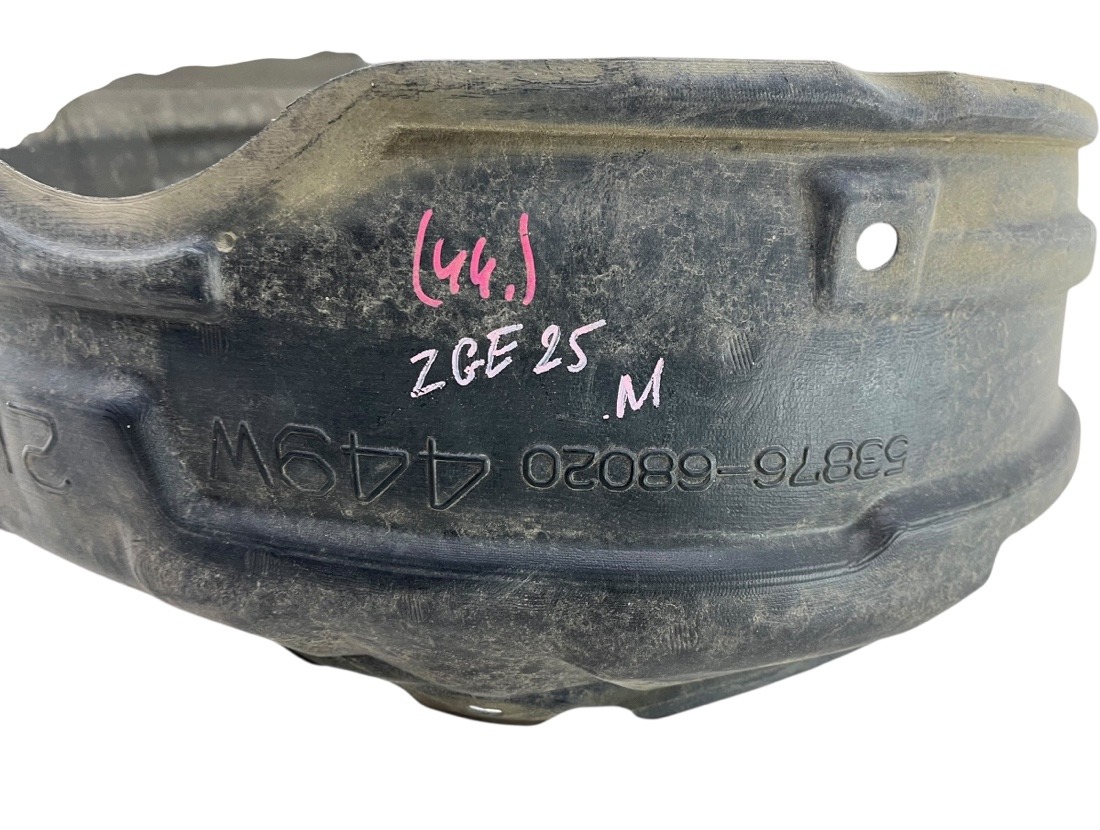 Подкрылок передний левый Wish 2009 ZGE20 2ZRFE