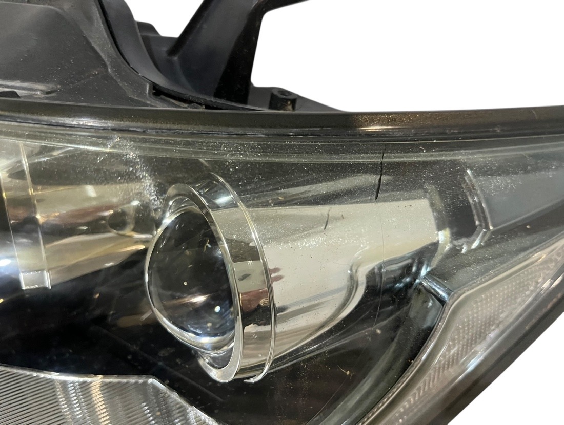 Фара левая CT200H 2012 ZWA10 2ZRFXE Фара левая CT200H 2012 ZWA10 2ZRFXE