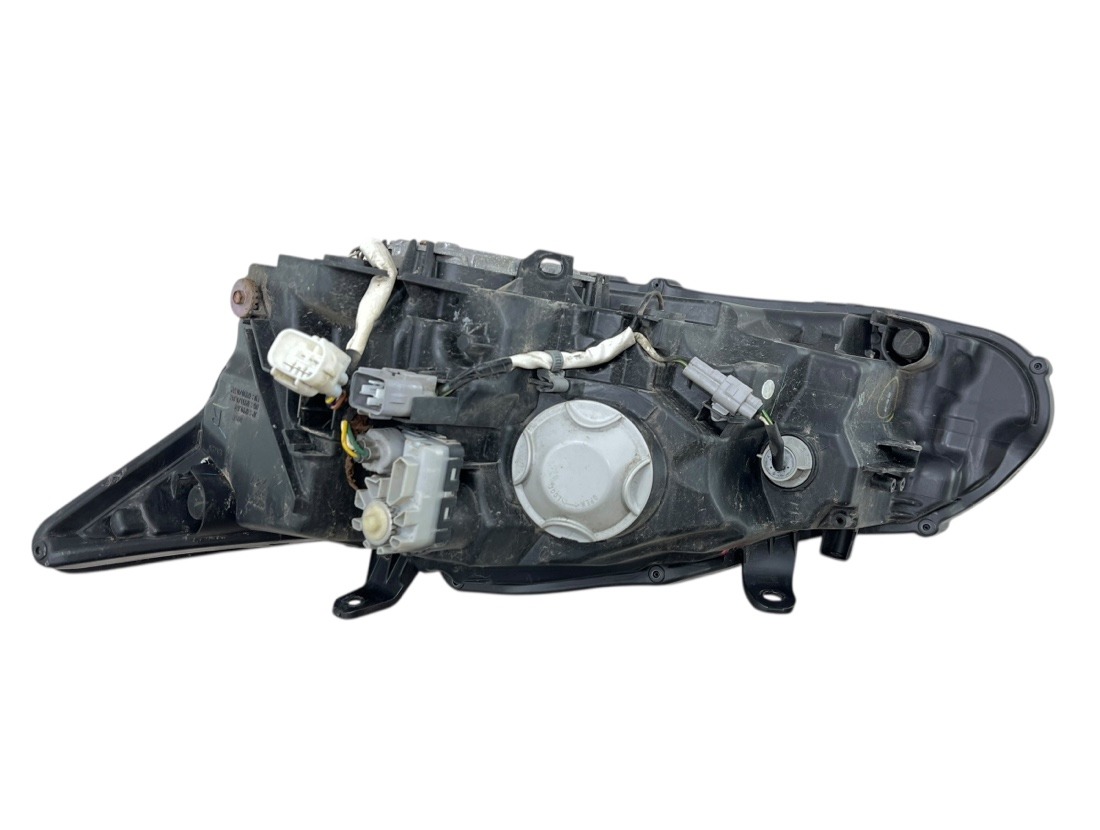 Фара правая CT200H 2012 ZWA10 2ZRFXE