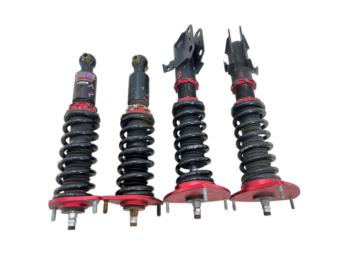 Стойки BLITZ Legacy 2004 BP5 EJ20 Стойки BLITZ Legacy 2004 BP5 EJ20