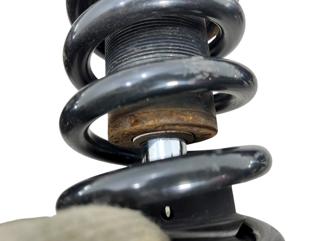 Стойки BLITZ Legacy 2004 BP5 EJ20 Стойки BLITZ Legacy 2004 BP5 EJ20