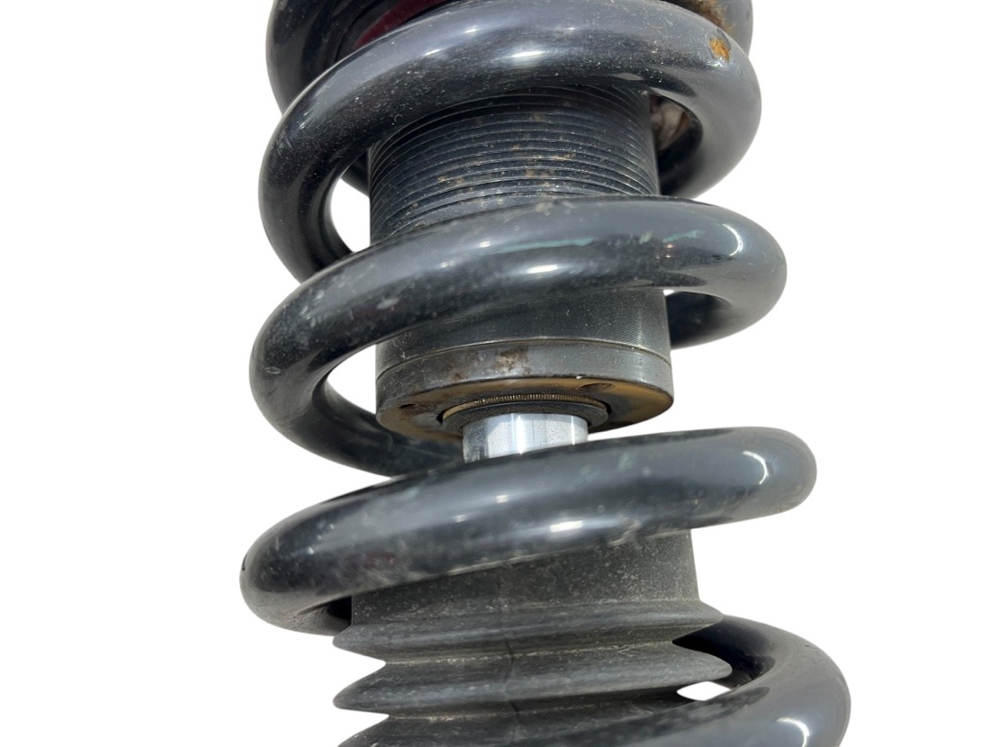 Стойки BLITZ Legacy 2004 BP5 EJ20 Стойки BLITZ Legacy 2004 BP5 EJ20