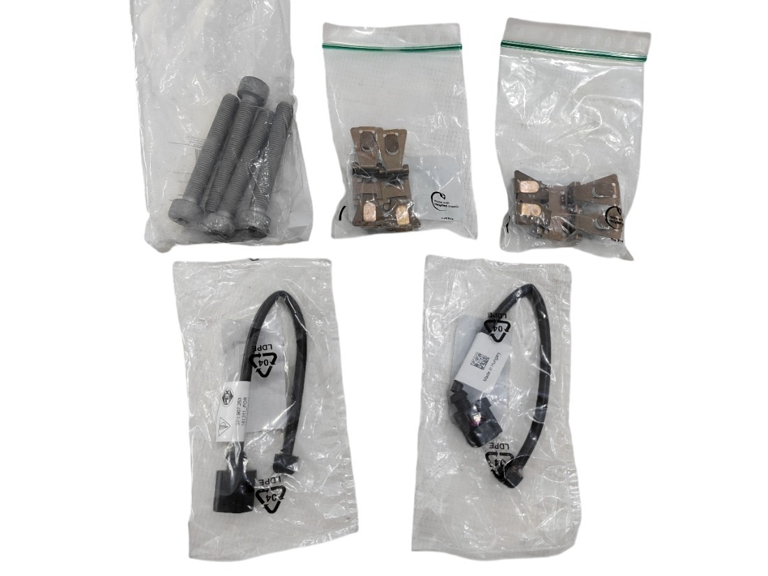 Запчасть ремкомплект суппорта задний Porsche 911 2020 992 9P1615157 новая Ремкомплект суппорта задний Porsche 911 2020 992 9P1615157 новая