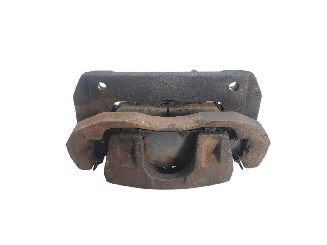 Суппорт передний правый Honda Odyssey RA6 F23A