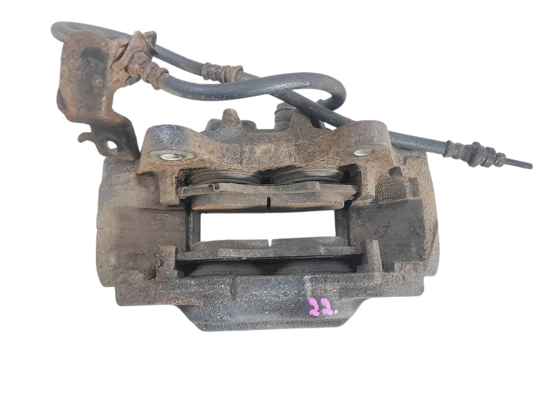 Суппорт передний левый Pajero 2008 V97W 6G75