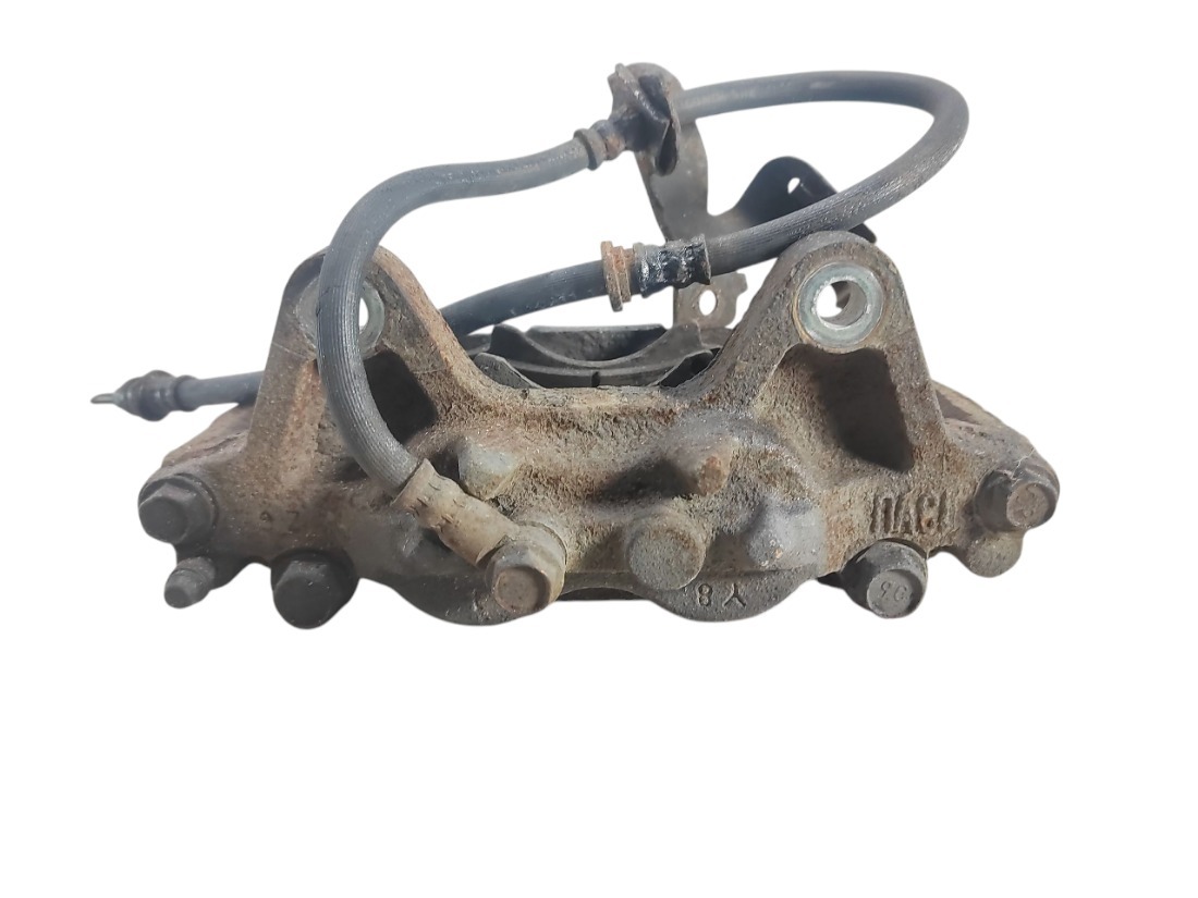 Суппорт передний левый Pajero 2008 V97W 6G75