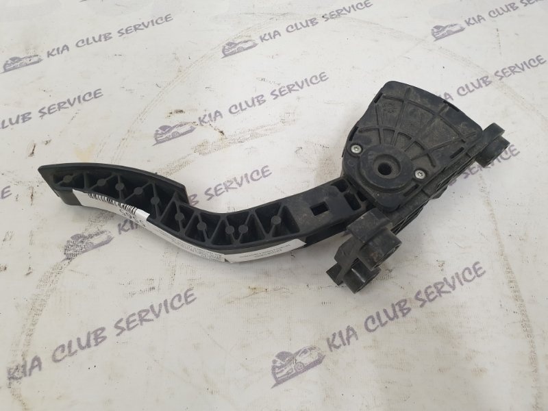 Педаль газа Hyundai Solaris RB