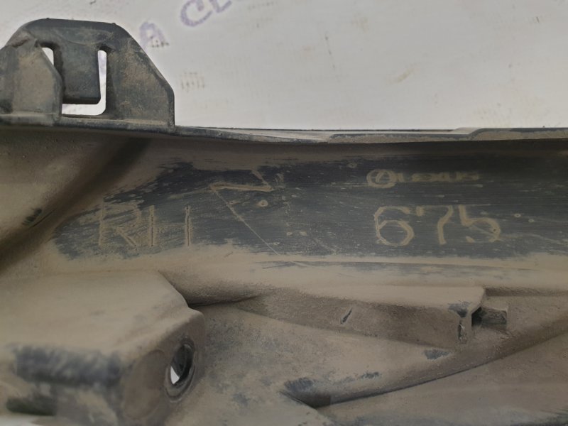 Накладка на бампер передняя правая RX 2019-2023 4 Накладка на бампер передняя правая RX 2019-2023 4