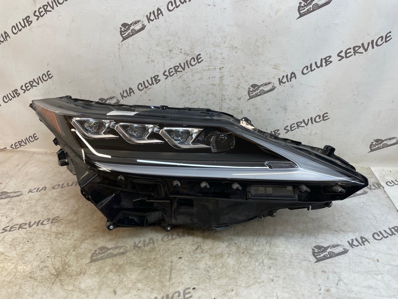 Фара правая LEXUS RX 4