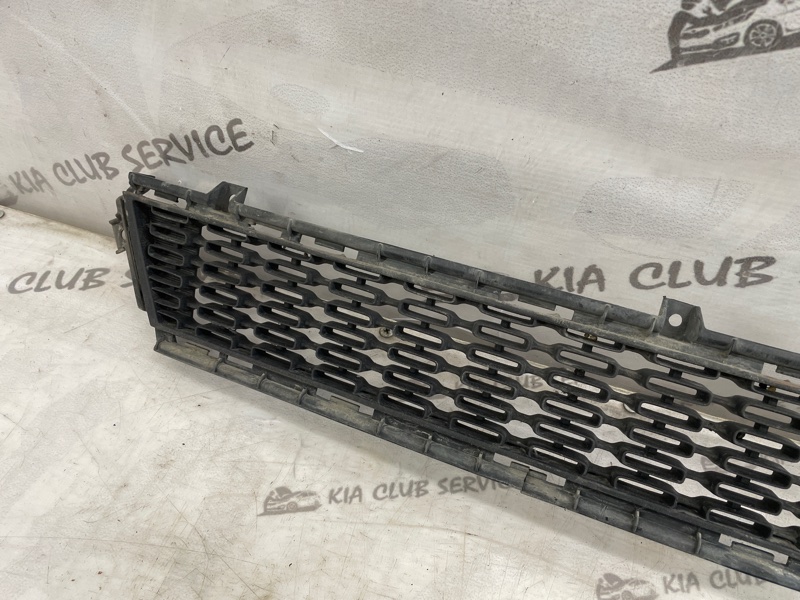 Решетка в бампер передняя CEED 2015-2018 JD