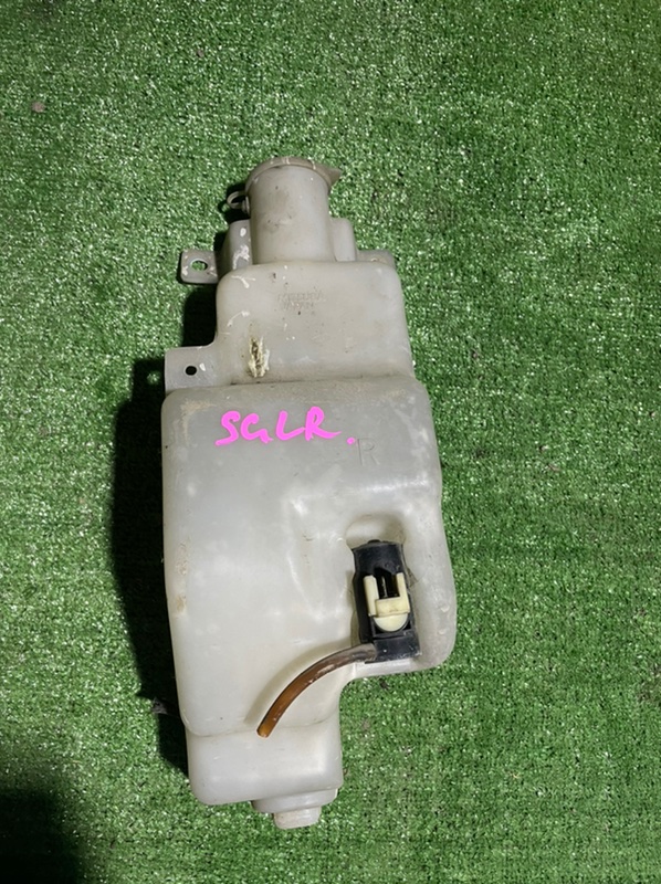 Бачок стеклоомывателя MAZDA BONGO FRIENDEE 2000 SGEW FE контрактная