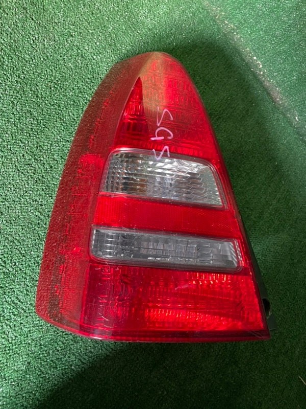 Стоп-сигнал левый SUBARU FORESTER 2002 SG5 EJ205 22020762 контрактная
