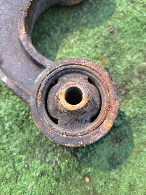 РЫЧАГ задний JIMNY 2005 JB23W K6A-T РЫЧАГ задний JIMNY 2005 JB23W K6A-T