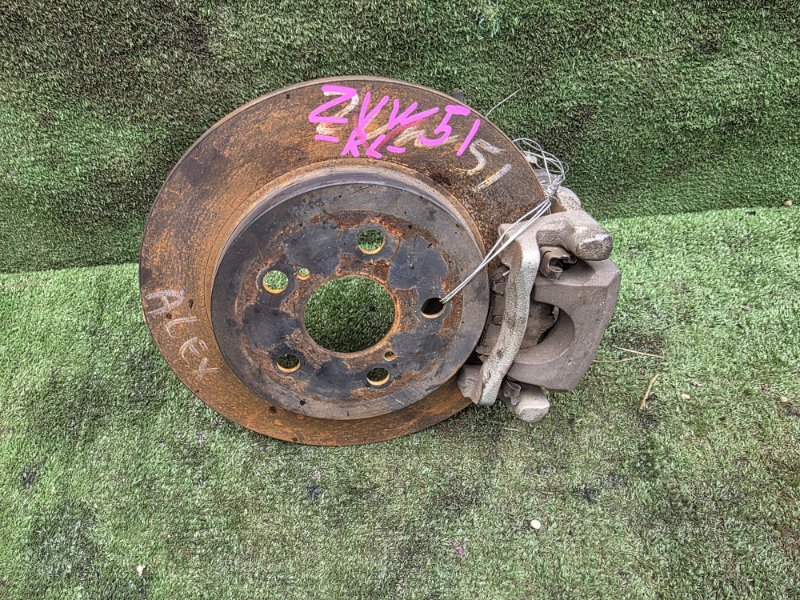 Суппорт тормозной задний левый Toyota PRIUS 2015 ZVW51 2ZR-FXE контрактная