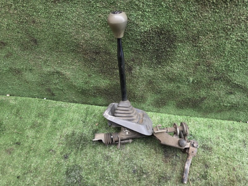 Рычаг переключения кпп MAZDA BONGO 2008 SK82MN F8 контрактная