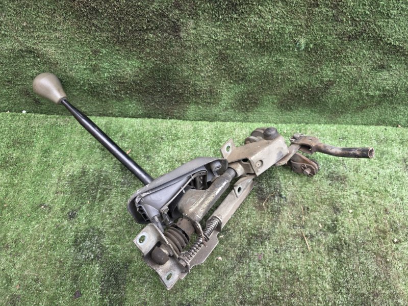 Рычаг переключения кпп MAZDA BONGO SK82MN F8