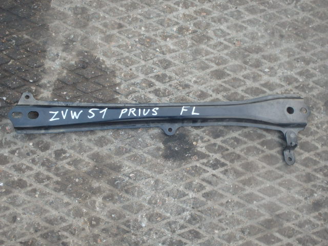Распорка Toyota Prius ZVW51 передняя левая