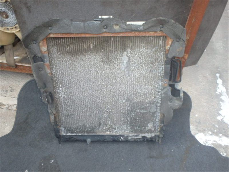 Радиатор основной Hino Dutro XZU411 S05D 2002 передний