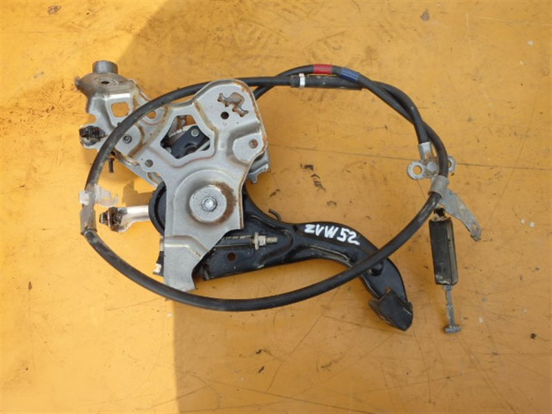 Педаль ручника Toyota Prius Phv ZVW52 2ZR-FXE