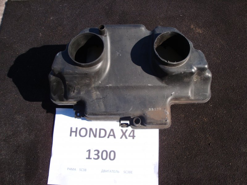 Корпус воздушного фильтра Honda X4 SC38 SC38E