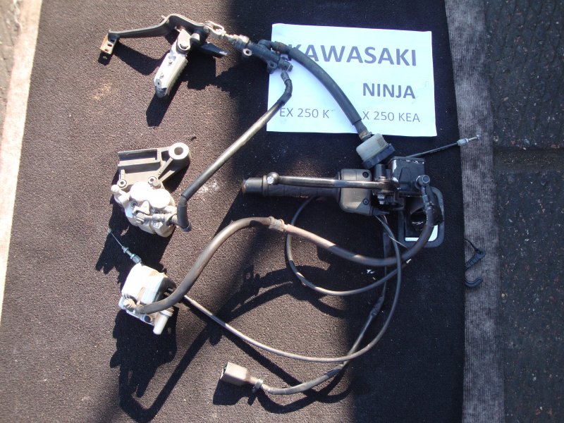 Тормозная система Kawasaki Ninja EX250K X250KEA