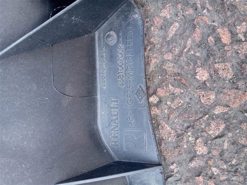 Жабо RENAULT CLIO BR