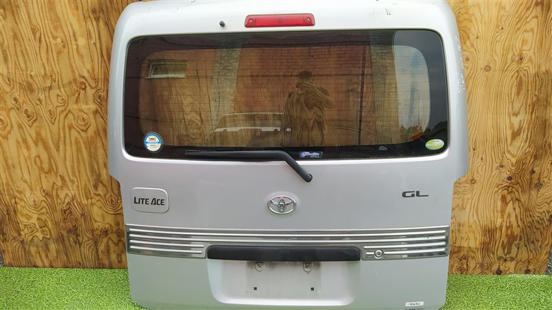 Дверь 5-я Toyota Lite Ace S402M