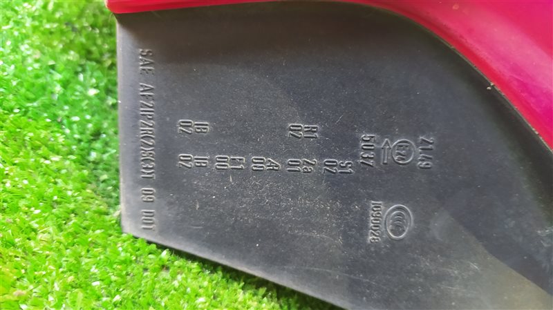 Стоп-сигнал левый V60 FW