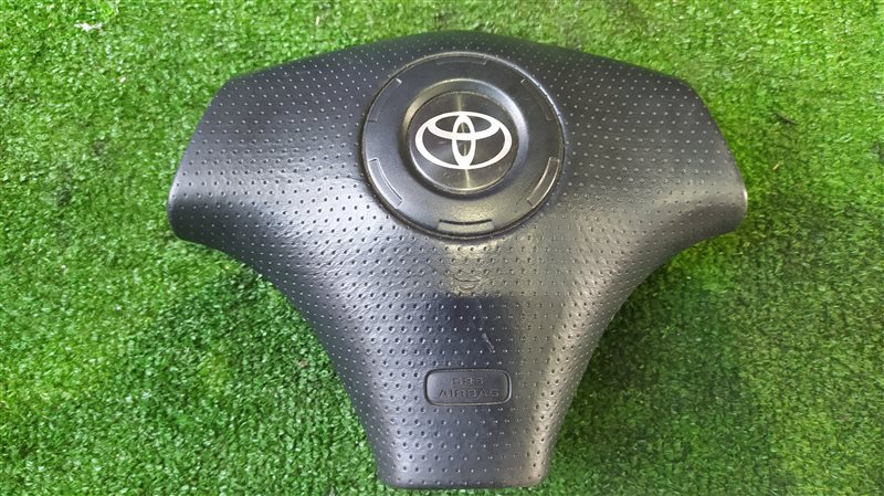 Airbag водительский Toyota Celica ZZT230