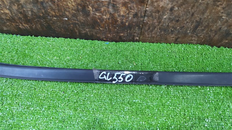 Молдинг лобового стекла левый MERCEDES-BENZ GL CLASS X166