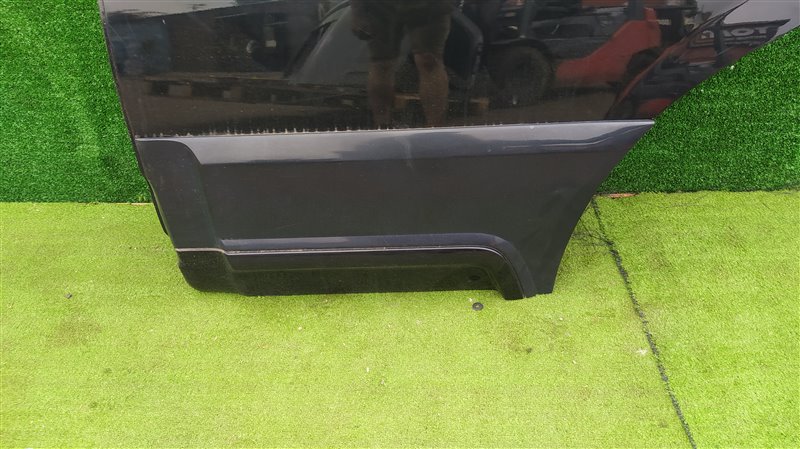 Дверь задняя левая NAVIGATOR U228