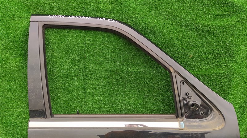 Дверь передняя правая NAVIGATOR U228