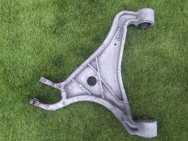 Рычаг задний правый NAVIGATOR U228 SDEM Рычаг задний правый NAVIGATOR U228 SDEM