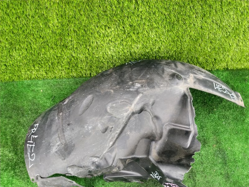 Подкрылок передний правый A8 2009 D3