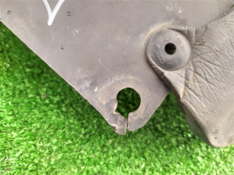 Подкрылок передний правый A8 2009 D3