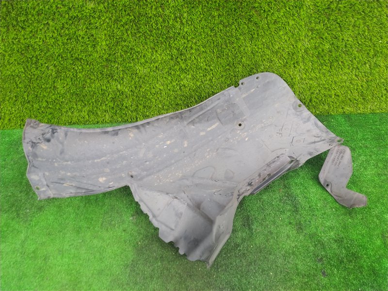 Подкрылок передний правый A8 2009 D3