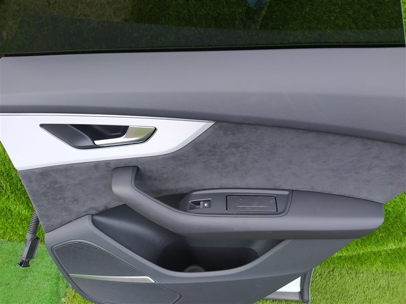 Дверь задняя правая Q8 4MN