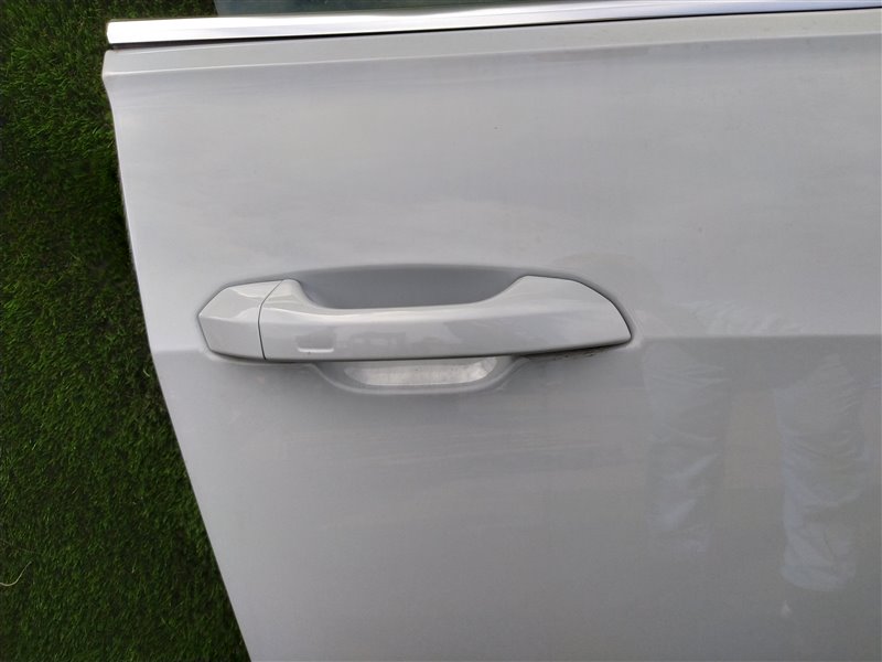 Дверь передняя правая AUDI Q8 4MN Дверь передняя правая AUDI Q8 4MN